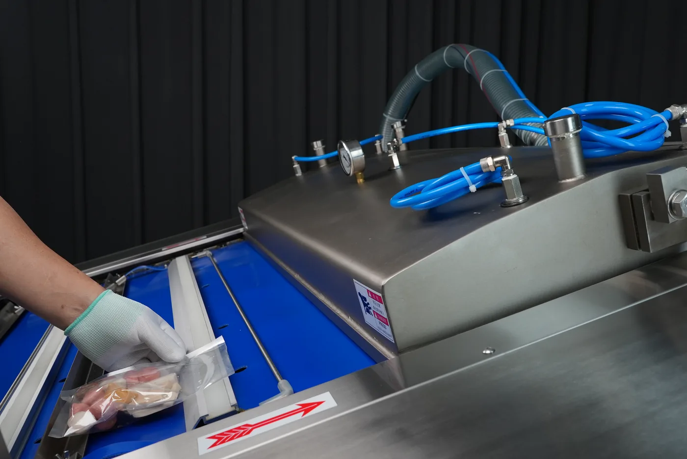 Continuous Vacuum Packaging Machine series — view 3 of 4