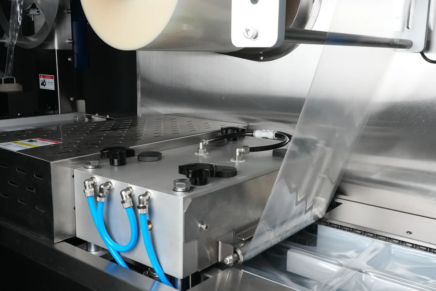 Thermoforming Packaging Machine SES-275 — view 5 of 10